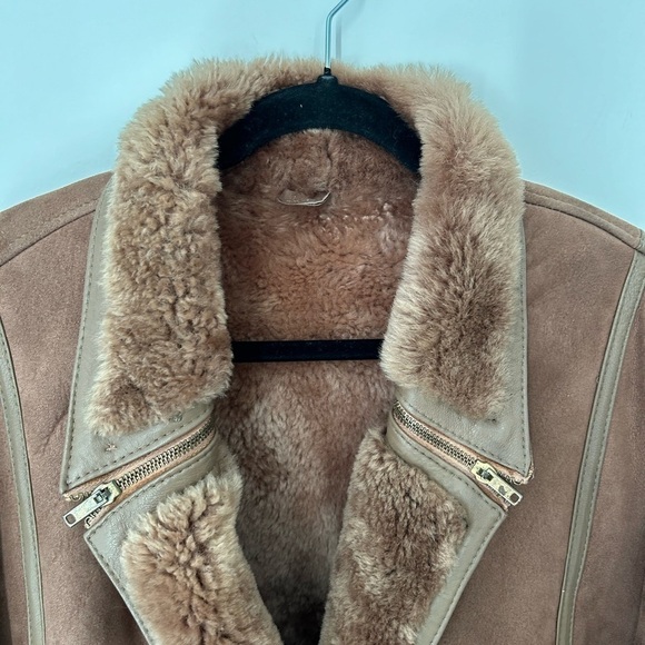 Vintage Sheepskin Coat W/  Leather Trim Tan inside shearling - Picture 8 of 13